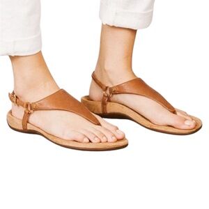 Vionic Kirra Tan Leather Thong Comfortable Sandals Women’s Size 9.5